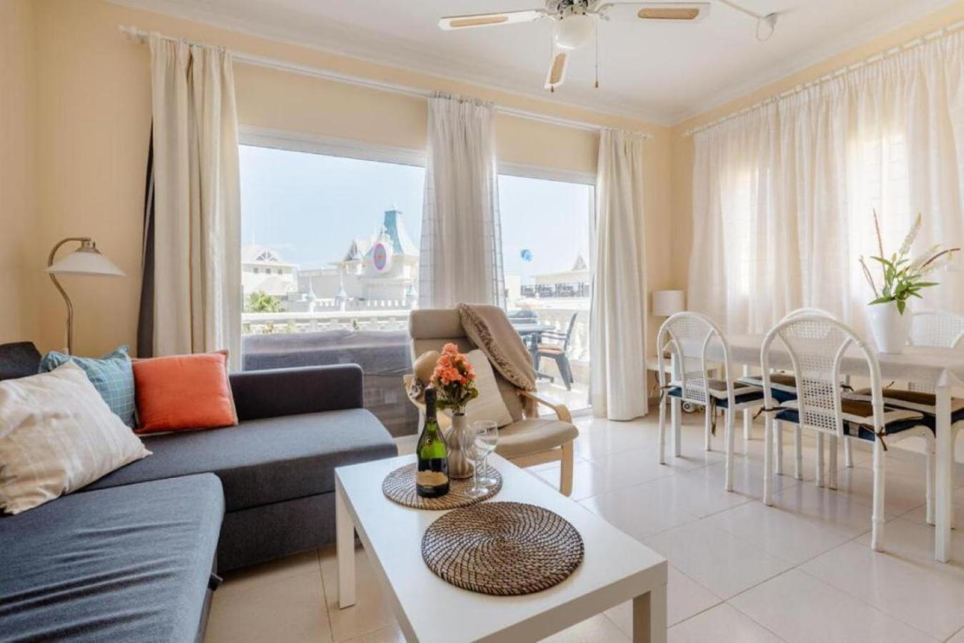Golf Park Ocean View: Cozy With Terraces And Pools San Miguel de Abona